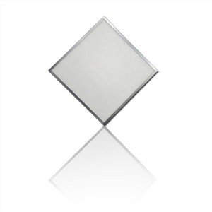 LED-kantbelyst akrylplade